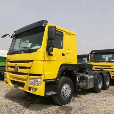 Air Suspension Driver's Seat Sinotruk HOWO A7 Tractor Truck 6X4 371HP GCC Certified Tire
