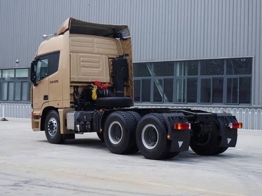 6×4 Drive Wheel Sinotruck HOWO A7 371HP and 420HP Tractor Trucks with Good Service