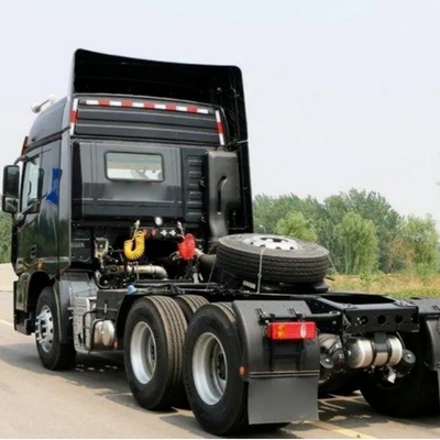 Segement Semi Trailer Tractor Truck Customization 6*4 Tractor Head Segement Heavy Truck
