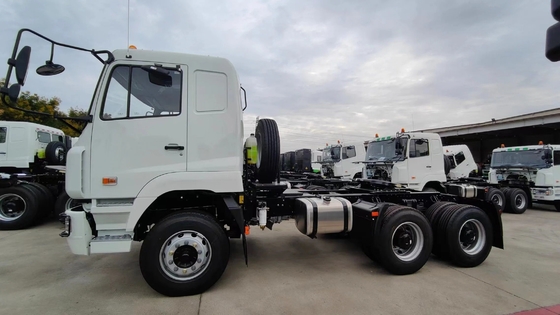 25ton Trailer Head Truck/ Tractor Head Truck/ Tractor Truck /HOWO Truck/ Heavy Truck with 1 GCC Certified Tires