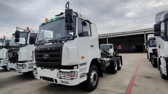 25ton Trailer Head Truck/ Tractor Head Truck/ Tractor Truck /HOWO Truck/ Heavy Truck with 1 GCC Certified Tires