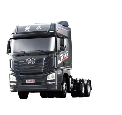 6X4 Drive Wheel Sinotruck HOWO Tractor Truck 371HP 420HP Tractor Head with Customization