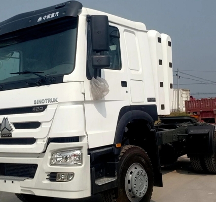 Shacman F3000 6X4 385-440HP Tractor Truck in GCC Market with and GCC Certified Tires