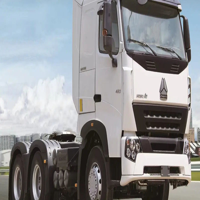8.2tons Maximum Torque Sinotruk HOWO 10 Wheels 371HP Tractor Truck Trailer Head