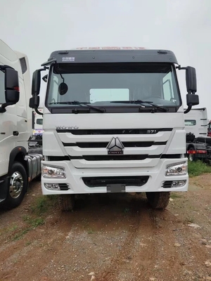 Tubeless Tire Design Sinotruk HOWO 6X4 41-50t LHD Rhd Tractor Truck for and Used