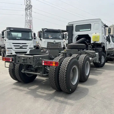Tubeless Tires and ＞8L Engine Capacity Foton Auman Tractor Truck for Performance