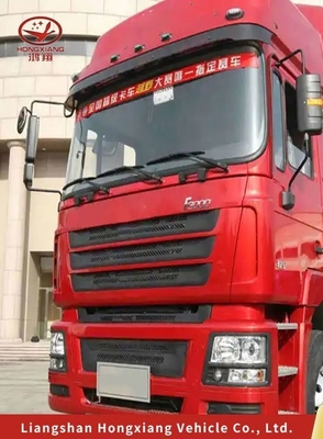 6×4 Drive Wheel HOWO Tractor Truck with Strong Power and Seats