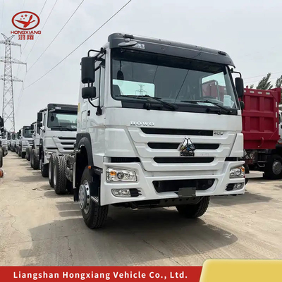 8L Engine Capacity Cylinder Tractor Truck with Manual Window and Heavy-Duty Fuel Tank
