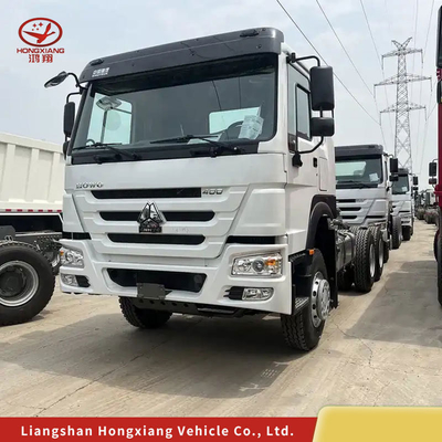 8L Engine Capacity Cylinder Tractor Truck with Manual Window and Heavy-Duty Fuel Tank