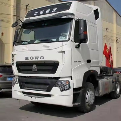 HOWO T7 Tractor Truck with Manual Window and Gross Vehicle Weight 5001-10000 Kg