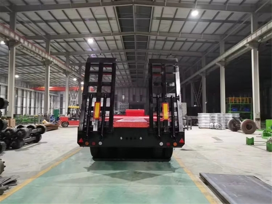 Iron 3 Axles 60 T Container Chassis Trailer Flat Bed Trailer Steel Truck Trailers Mobile Makeup Truck Trailer