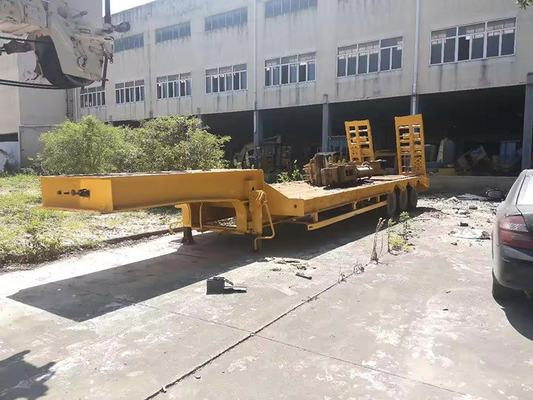 Customizable Dual Tri Axle 40FT Flatbed Chassis Semi Trailer with Flatbed Design